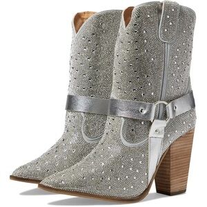 NWT Crown Jewel Dingo Rhinestone Booties Size 10